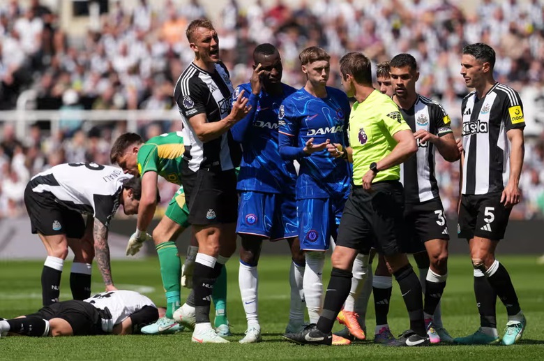 Gục ng&atilde; trước Newcastle, Chelsea nguy cơ rơi khỏi Top 5- Ảnh 2.