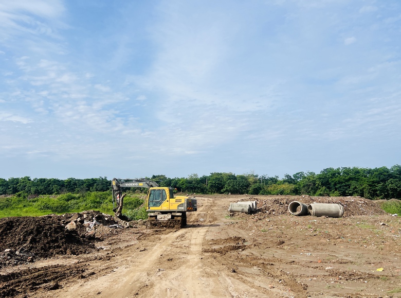 Hà Nội: Sẽ xử lý dứt điểm tình trạng san lấp, lấn chiếm bãi bồi ven sông Hồng- Ảnh 5. Hà Nội: Sẽ xử lý dứt điểm tình trạng san lấp, lấn chiếm bãi bồi ven sông Hồng- Ảnh 5.