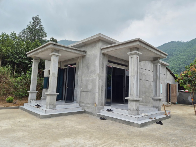 Thanh Sơn: Xóa nhà tạm, dột nát để không ai bị bỏ lại phía sau- Ảnh 4. Thanh Sơn: Xóa nhà tạm, dột nát để không ai bị bỏ lại phía sau- Ảnh 4.