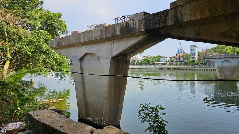 Huế: Gỡ vướng mặt bằng, đẩy nhanh tiến độ ho&agrave;n thiện cầu Vỹ Dạ- Ảnh 5.