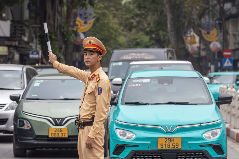 H&agrave; Nội: Chi tiết thời gian, tuyến đường bị cấm phục vụ hợp luyện v&agrave; diễu binh, diễu h&agrave;nh- Ảnh 1.