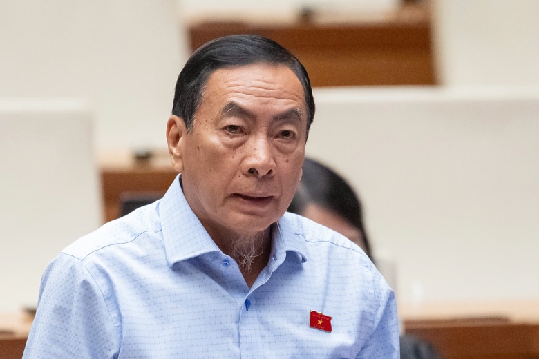 ĐBQH: Không thể phát hiện người tài nếu chỉ nhìn vào hồ sơ, bằng cấp- Ảnh 2. ĐBQH: Không thể phát hiện người tài nếu chỉ nhìn vào hồ sơ, bằng cấp- Ảnh 2.