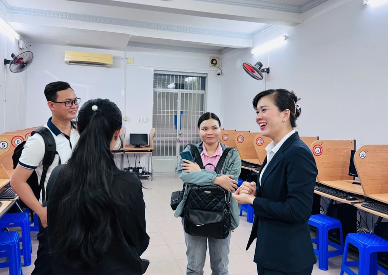 500 học vi&ecirc;n dự kỳ s&aacute;t hạch cấp giấy ph&eacute;p l&aacute;i xe đầu ti&ecirc;n do CSGT TP.HCM tổ chức- Ảnh 3.