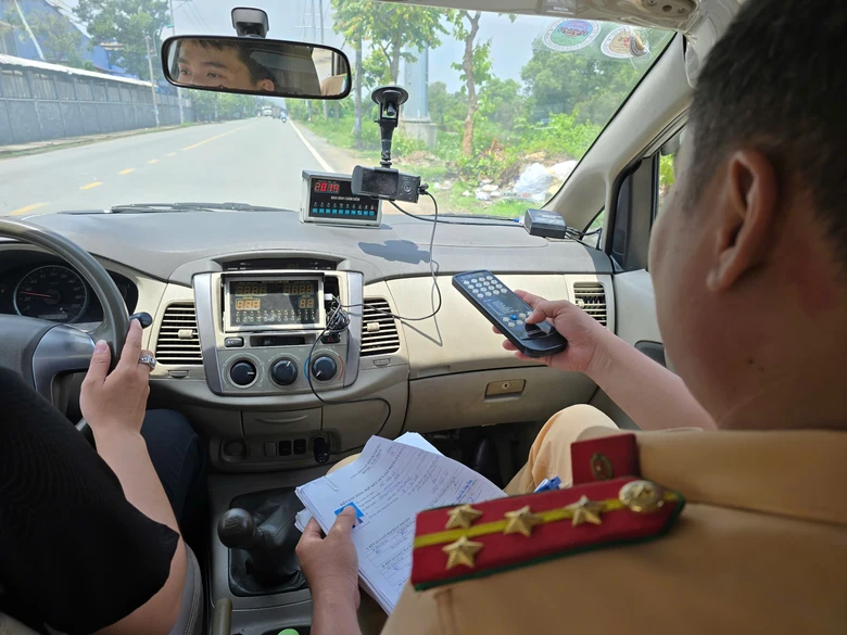 500 học vi&ecirc;n dự kỳ s&aacute;t hạch cấp giấy ph&eacute;p l&aacute;i xe đầu ti&ecirc;n do CSGT TP.HCM tổ chức- Ảnh 12.