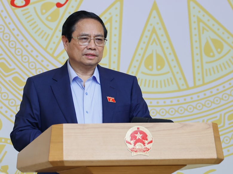 Thủ tướng: Lập tổ công tác đặc biệt, mở đợt tấn công cao điểm truy quét buôn lậu, hàng giả- Ảnh 1. Thủ tướng: Lập tổ công tác đặc biệt, mở đợt tấn công cao điểm truy quét buôn lậu, hàng giả- Ảnh 1.