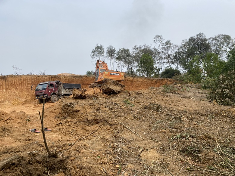 Vĩnh Ph&uacute;c sắp đấu gi&aacute; 2 mỏ đất trữ lượng hơn 1 triệu m3- Ảnh 1.