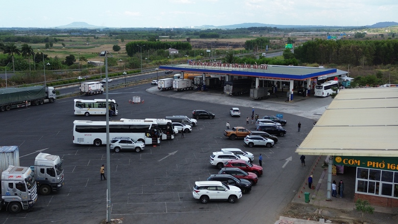 Ngăn vứt rác xuống đường cao tốc bằng cách nào?- Ảnh 5.