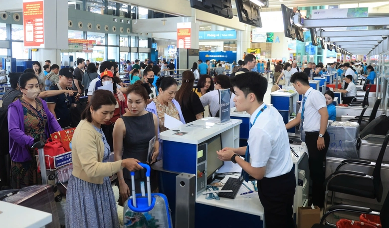 Vietnam Airlines đại hội cổ đ&ocirc;ng bất thường, th&ocirc;ng qua nhiều quyết s&aacute;ch quan trọng- Ảnh 2.