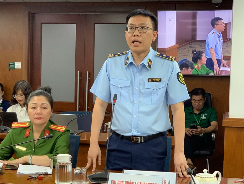 TP.HCM: Thực phẩm bẩn, lậu vẫn bủa v&acirc;y người ti&ecirc;u d&ugrave;ng- Ảnh 1.