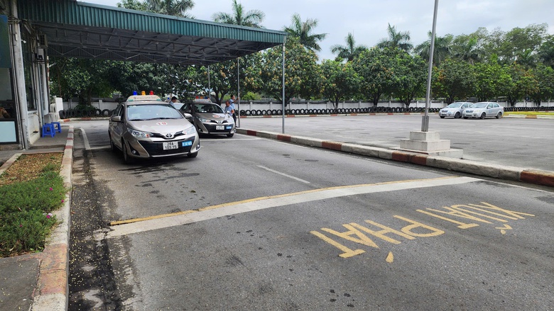 CSGT H&ograve;a B&igrave;nh lần đầu tổ chức s&aacute;t hạch GPLX &ocirc; t&ocirc;- Ảnh 27.