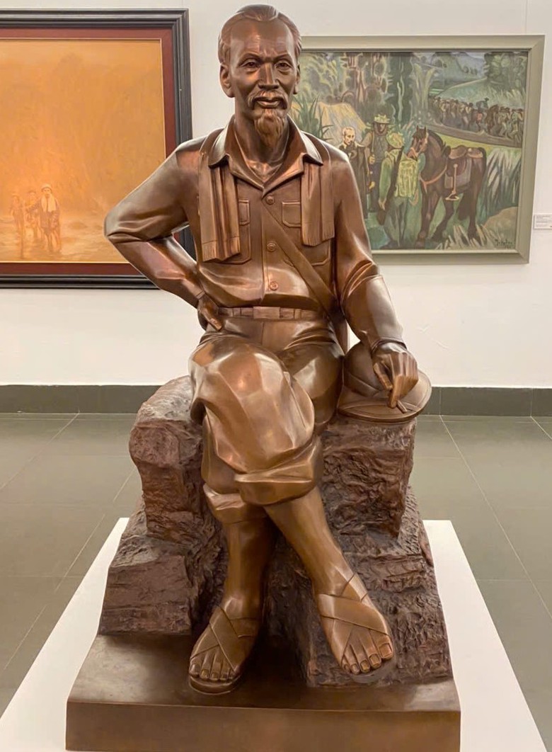 Khắc họa h&igrave;nh ảnh B&aacute;c Hồ trong c&aacute;c t&aacute;c phẩm mỹ thuật- Ảnh 12.