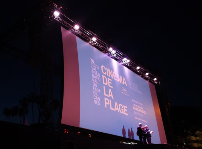 Chợ phim Cannes giao dịch thận trọng sau tuy&ecirc;n bố &aacute;p thuế 100% của Tổng thống Donald Trump- Ảnh 2.