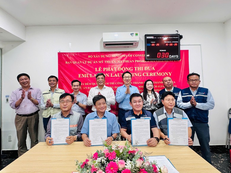Cầu Nhơn Trạch c&aacute;n mốc 98%: Tăng tốc 30 ng&agrave;y đ&ecirc;m về đ&iacute;ch đ&uacute;ng hẹn- Ảnh 1.