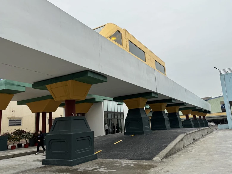 Giải ph&aacute;p thi c&ocirc;ng đường cao tốc theo c&ocirc;ng nghệ cầu bản rỗng tr&ecirc;n cọc- Ảnh 3.