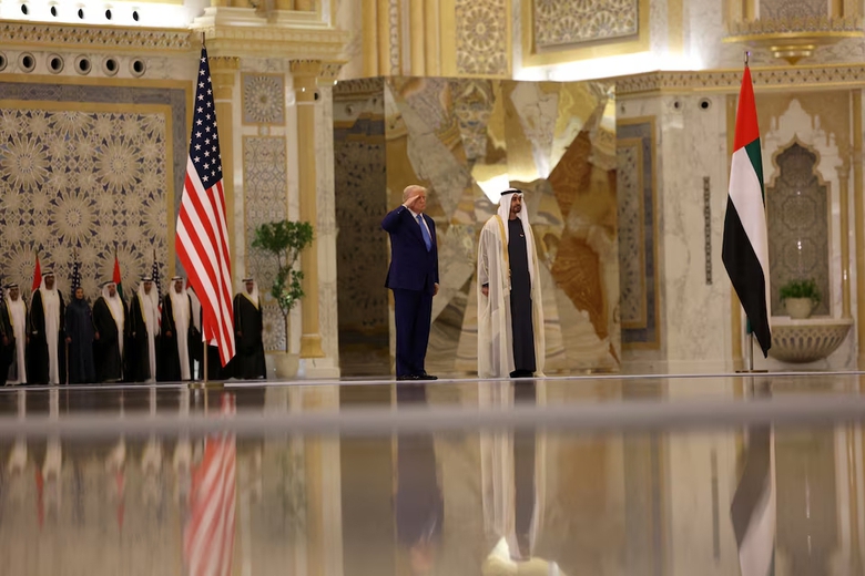 Sau chuyến thăm của ông Trump tới UAE, Boeing đạt tiếp thoả thuận 14,5 tỷ USD- Ảnh 1. Sau chuyến thăm của ông Trump tới UAE, Boeing đạt tiếp thoả thuận 14,5 tỷ USD- Ảnh 1.