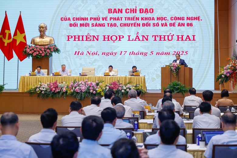 Thủ tướng: X&oacute;a r&agrave;o cản để th&uacute;c đẩy ph&aacute;t triển khoa học c&ocirc;ng nghệ- Ảnh 2.