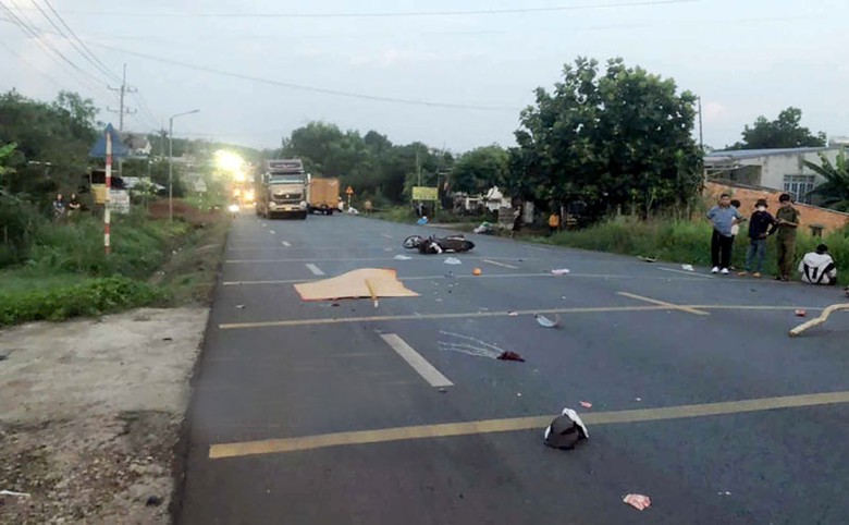 Hiện trường vụ tai nạn - Ảnh: Quang Minh.