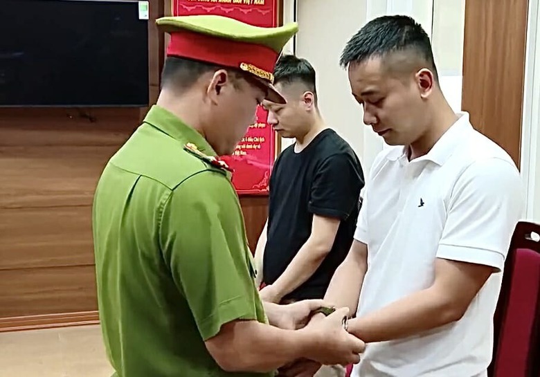 Lời khai hoa hậu Th&ugrave;y Ti&ecirc;n: "L&agrave; người nổi tiếng, mọi người sẽ v&igrave; m&igrave;nh m&agrave; mua h&agrave;ng"- Ảnh 3.