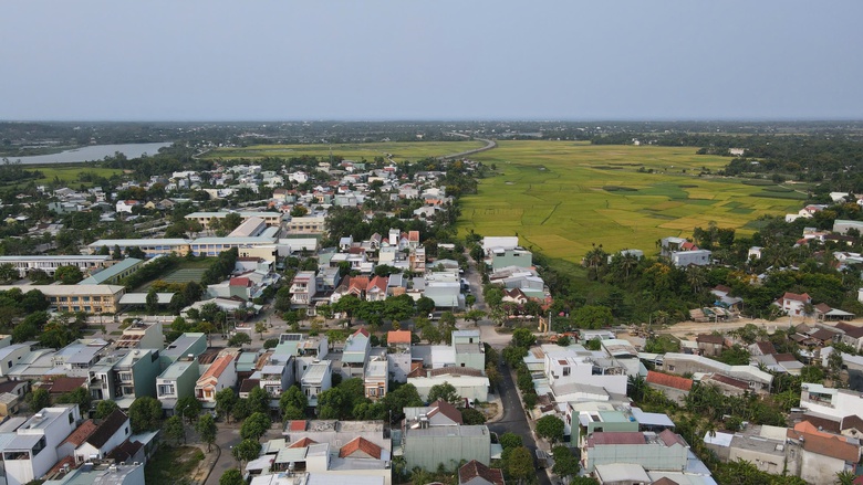 Khoảng 2.000 cán bộ Quảng Nam có nhu cầu thuê, mua nhà ở sau sáp nhập với TP Đà Nẵng- Ảnh 1. Khoảng 2.000 cán bộ Quảng Nam có nhu cầu thuê, mua nhà ở sau sáp nhập với TP Đà Nẵng- Ảnh 1.