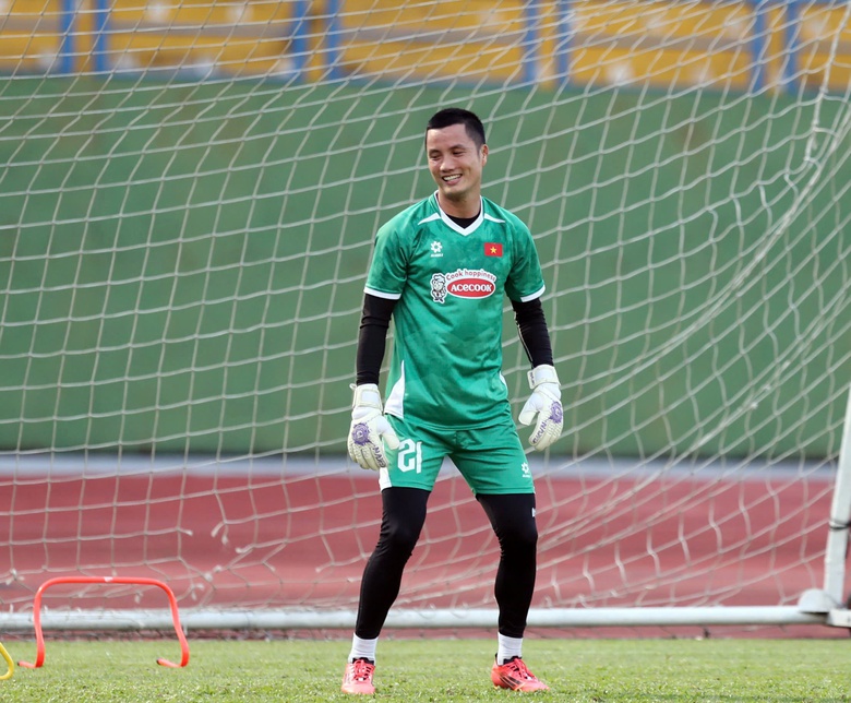 Vì điều này, thủ môn số một tại AFF Cup dễ mất chỗ ở tuyển Việt Nam- Ảnh 1. Vì điều này, thủ môn số một tại AFF Cup dễ mất chỗ ở tuyển Việt Nam- Ảnh 1.