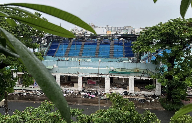 Thấy gì từ việc sân khấu Lan Anh, Trống Đồng đóng cửa?- Ảnh 2. Thấy gì từ việc sân khấu Lan Anh, Trống Đồng đóng cửa?- Ảnh 2.