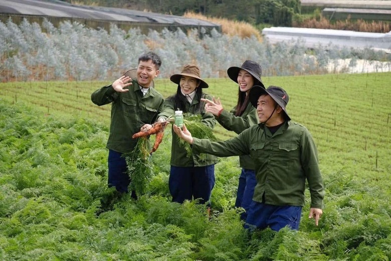 Lời khai hoa hậu Th&ugrave;y Ti&ecirc;n: "L&agrave; người nổi tiếng, mọi người sẽ v&igrave; m&igrave;nh m&agrave; mua h&agrave;ng"- Ảnh 2.