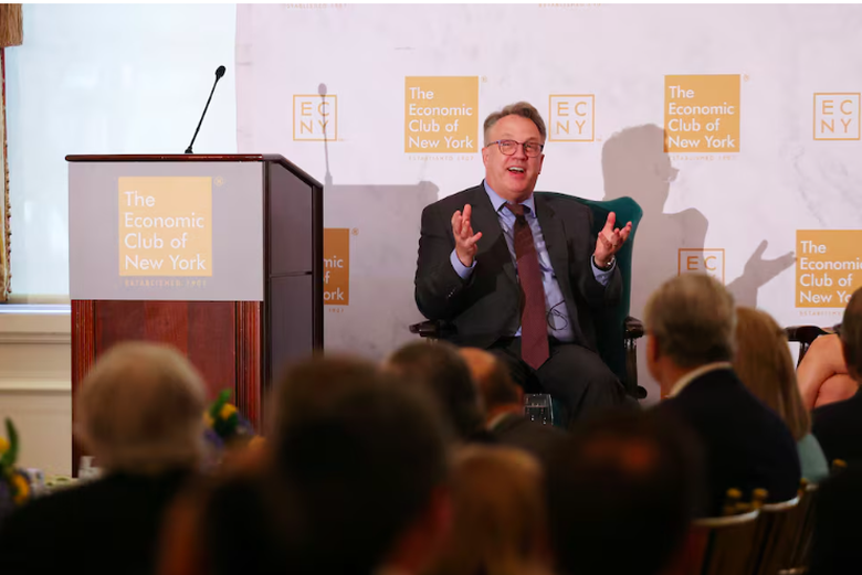 V&igrave; sao Fed sẽ giữ nguy&ecirc;n l&atilde;i suất &iacute;t nhất đến th&aacute;ng 9?- Ảnh 1.