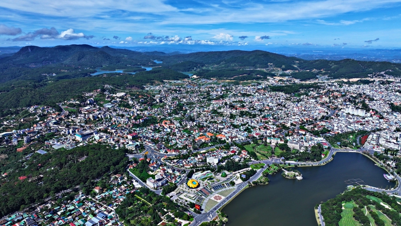 Ph&oacute; Thủ tướng Nguyễn Ho&agrave; B&igrave;nh l&agrave;m việc với l&atilde;nh đạo tỉnh L&acirc;m Đồng, B&igrave;nh Thuận v&agrave; Đắk N&ocirc;ng- Ảnh 3.
