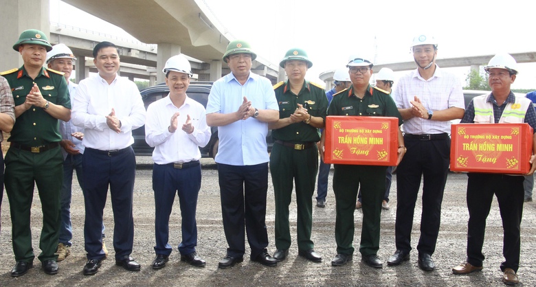 Bộ trưởng Trần Hồng Minh: Tiến độ giải ph&oacute;ng mặt bằng của Đồng Nai qu&aacute; chậm- Ảnh 2.