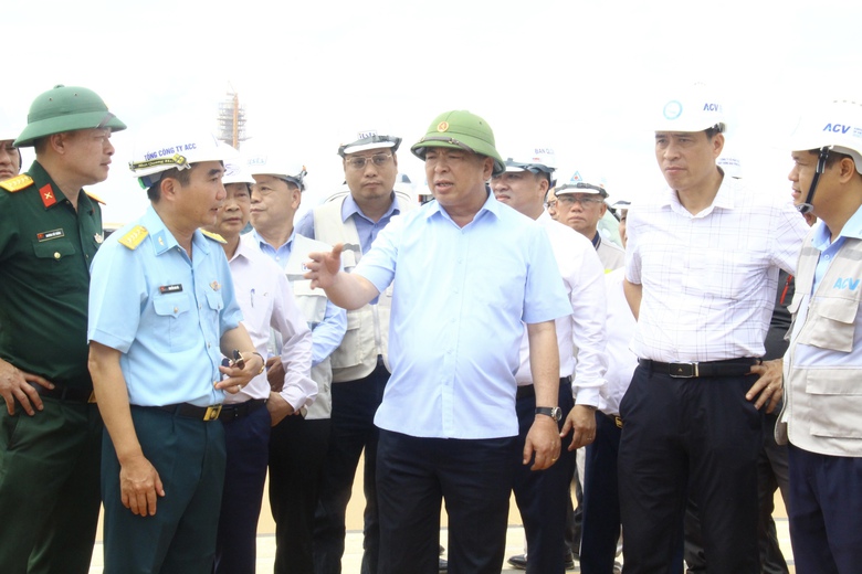 Bộ trưởng Trần Hồng Minh: Tiến độ giải ph&oacute;ng mặt bằng của Đồng Nai qu&aacute; chậm- Ảnh 6.