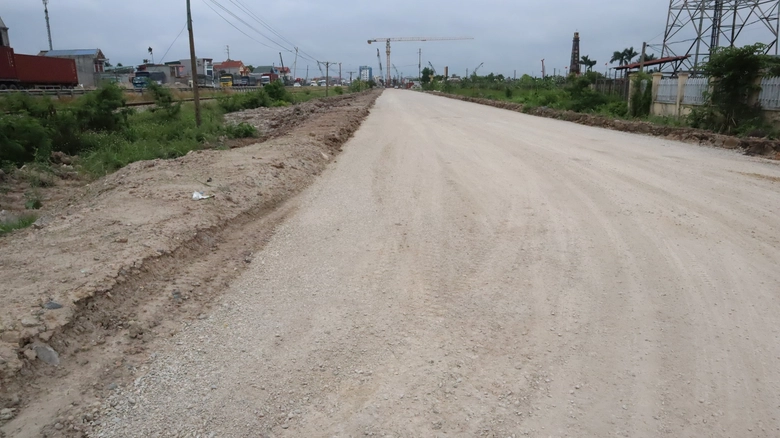 Hải Dương: Đường gom đường sắt Hà Nội - Hải Phòng sẽ hoàn thành trong tháng 6- Ảnh 1. Hải Dương: Đường gom đường sắt Hà Nội - Hải Phòng sẽ hoàn thành trong tháng 6- Ảnh 1.