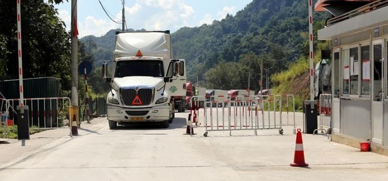 K&eacute;o d&agrave;i thời gian th&ocirc;ng quan gi&uacute;p giải tỏa n&ocirc;ng sản tại cửa khẩu Lạng Sơn- Ảnh 2.