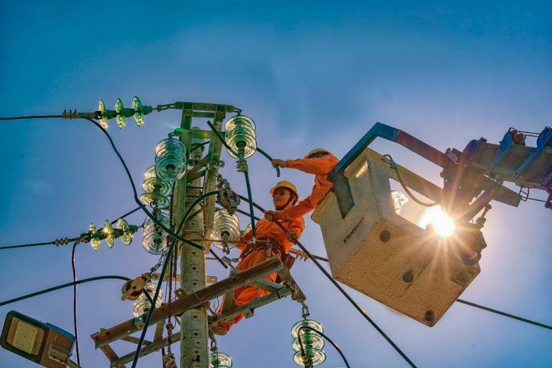 Vì sao Việt Nam nhập khẩu điện Trung Quốc giá cao?- Ảnh 1. Vì sao Việt Nam nhập khẩu điện Trung Quốc giá cao?- Ảnh 1.