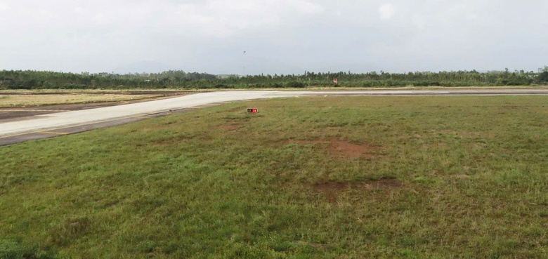 Bình Định bố trí hơn 1.700 tỷ đồng nâng cấp, mở rộng sân bay Phù Cát- Ảnh 1. Bình Định bố trí hơn 1.700 tỷ đồng nâng cấp, mở rộng sân bay Phù Cát- Ảnh 1.