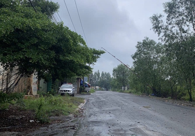 Vụ lập barie thu phí đường làng ở Trảng Bom: Công an làm việc với một số người liên quan- Ảnh 2. Vụ lập barie thu phí đường làng ở Trảng Bom: Công an làm việc với một số người liên quan- Ảnh 2.