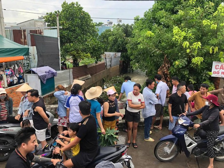 T&igrave;m thấy thi thể b&eacute; g&aacute;i bị nước cuốn tr&ocirc;i ở Đồng Nai- Ảnh 2.