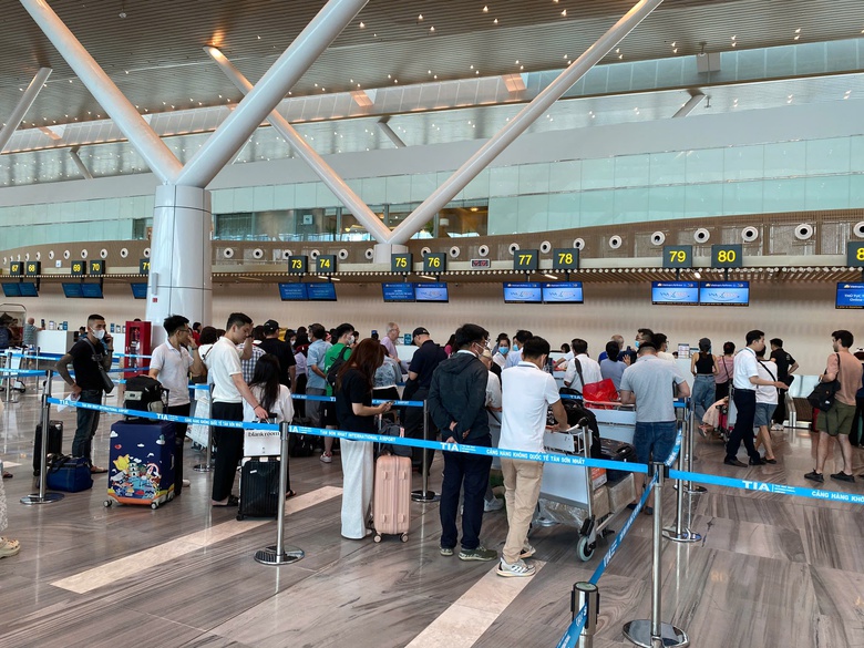 Cảng vụ miền Nam tăng cường kiểm tra an to&agrave;n bay, hơn 400 lượt t&agrave;u bay đ&atilde; r&agrave; so&aacute;t kỹ thuật- Ảnh 2.