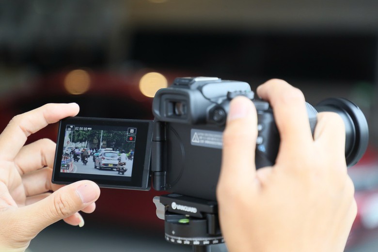 H&agrave; Nội: CSGT bố tr&iacute; hơn 20 điểm ghi h&igrave;nh lưu động, xử nghi&ecirc;m t&igrave;nh trạng nhờn luật- Ảnh 4.