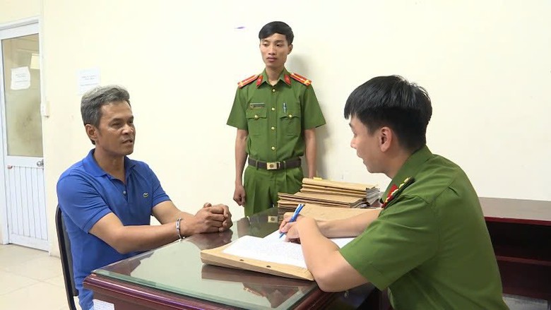 TP.HCM: Bắt khẩn cấp đối tượng vi phạm nồng độ cồn chống đối l&agrave;m CSGT g&atilde;y tay- Ảnh 1.