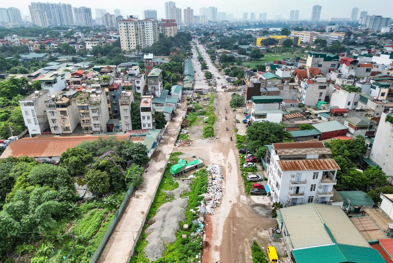 Hà Nội: Tái khởi động tuyến đường nghìn tỷ đồng sau nhiều năm ngưng trệ- Ảnh 2. Hà Nội: Tái khởi động tuyến đường nghìn tỷ đồng sau nhiều năm ngưng trệ- Ảnh 2.