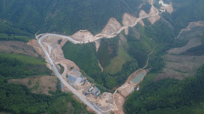 Những sáng kiến xanh trên tuyến đường kết nối các tỉnh miền núi phía Bắc- Ảnh 1. Những sáng kiến xanh trên tuyến đường kết nối các tỉnh miền núi phía Bắc- Ảnh 1.