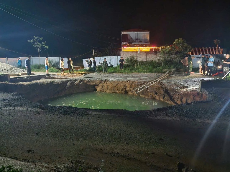 Bắc Kạn: Người đi xe m&aacute;y lao xuống "hố tử thần" mất t&iacute;ch- Ảnh 1.