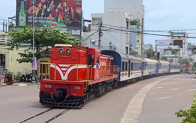 Tàu du lịch Quy Nhơn “Về miền đất võ” sẽ chạy từ ngày 1/6- Ảnh 1. Tàu du lịch Quy Nhơn “Về miền đất võ” sẽ chạy từ ngày 1/6- Ảnh 1.