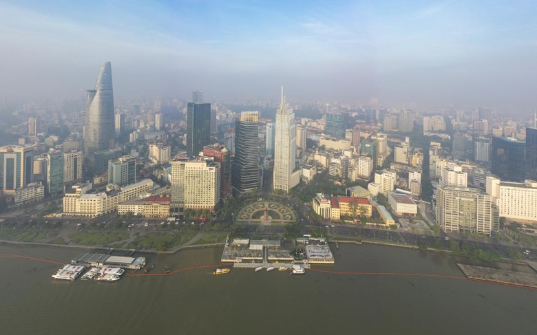 TP.HCM tiếp tục r&agrave; so&aacute;t c&ocirc;ng tr&igrave;nh bị ảnh hưởng bởi dư chấn động đất ng&agrave;y 28/3- Ảnh 1.