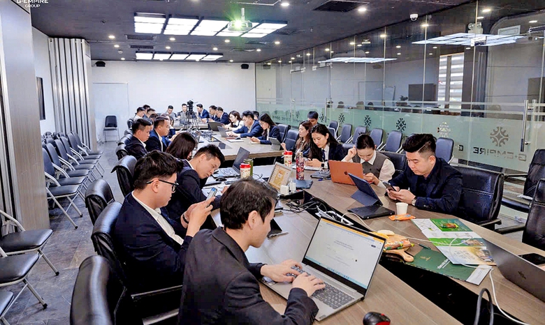 Doanh nghiệp nhỏ v&agrave; vừa cần g&igrave; để vượt r&agrave;o cản AI?- Ảnh 1.