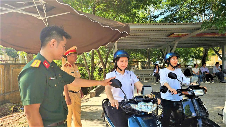 95% học vi&ecirc;n vượt qua kỳ s&aacute;t hạch l&aacute;i xe do C&ocirc;ng an tỉnh Kh&aacute;nh H&ograve;a tổ chức- Ảnh 1.