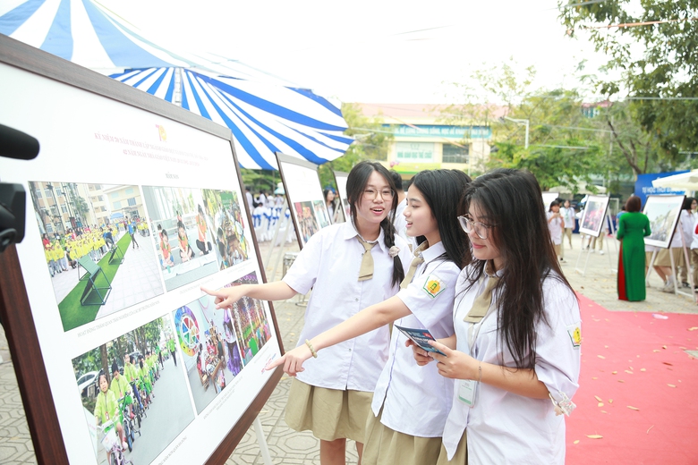 Từ năm 2025 kỳ thi THPT sẽ thay đổi ra sao?- Ảnh 1. Từ năm 2025 kỳ thi THPT sẽ thay đổi ra sao?- Ảnh 1.