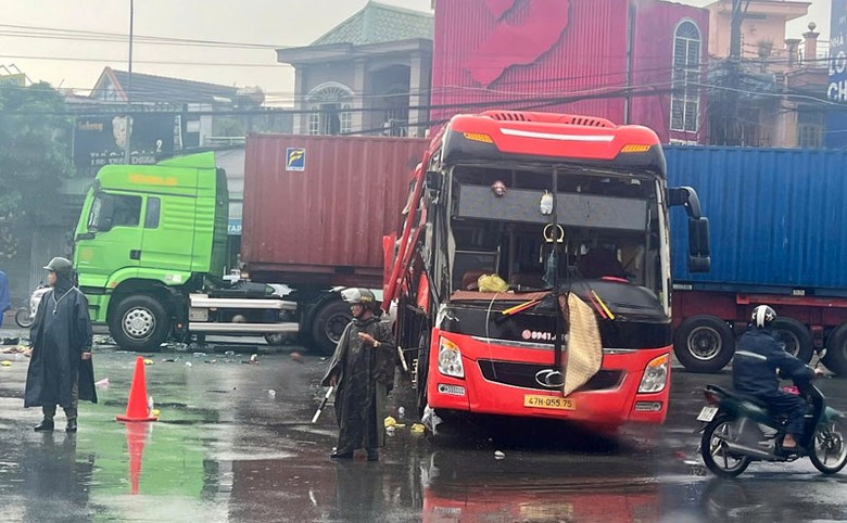 Hiện trường vụ tai nạn. Hiện trường vụ tai nạn.