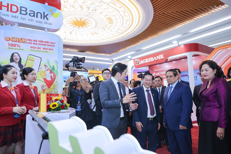 Thủ tướng: Triển khai Chương tr&igrave;nh t&iacute;n dụng 500.000 tỷ đồng với tinh thần "đ&atilde; n&oacute;i l&agrave; l&agrave;m"- Ảnh 2.