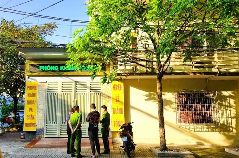 Vụ nữ bệnh nh&acirc;n tử vong ở ph&ograve;ng kh&aacute;m tư tại Thanh H&oacute;a, Bộ Y tế r&agrave; so&aacute;t, x&aacute;c minh- Ảnh 1.